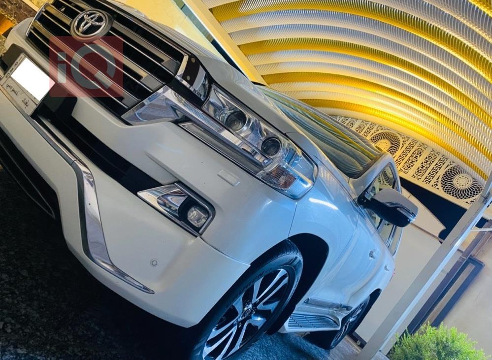 تويوتا لاندكروزر